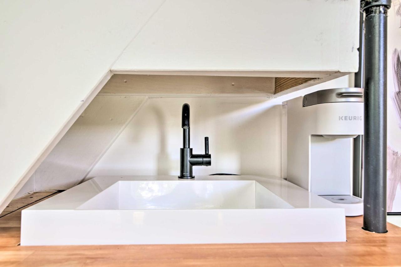 Modern Starkville Tiny Home Near Dining And Msu Exterior photo