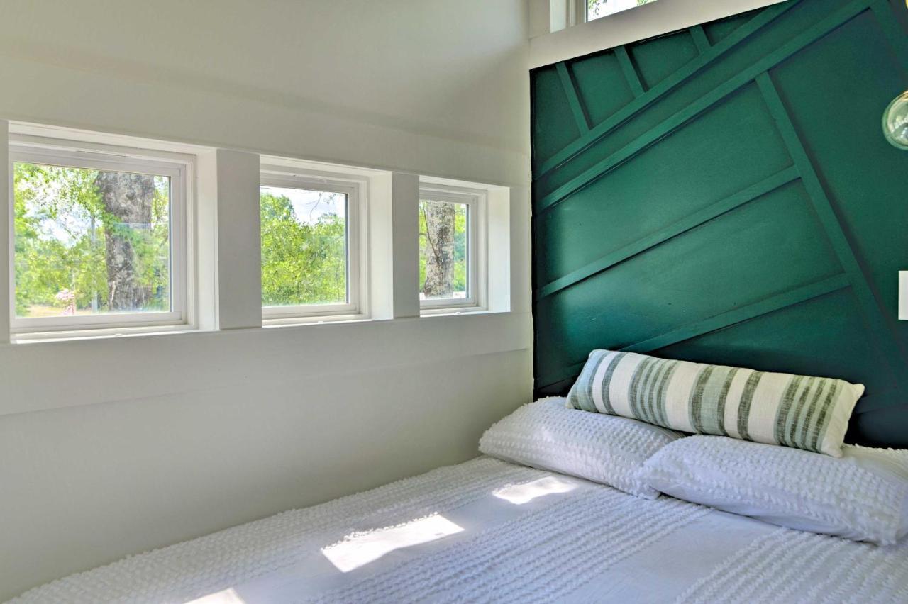 Modern Starkville Tiny Home Near Dining And Msu Exterior photo